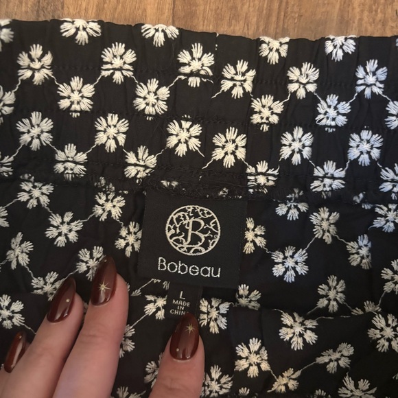 NWOT Bobeau Daisy Print High Waist Pull-On Shorts - Picture 4 of 5